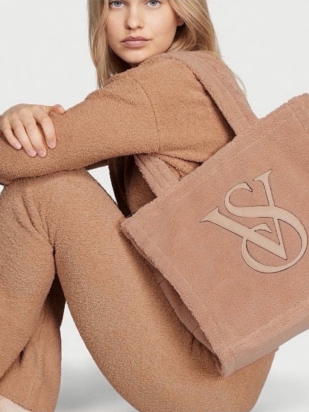 NWT Cozy Tan Faux-Shearling Tote Bag with Embossed Logo